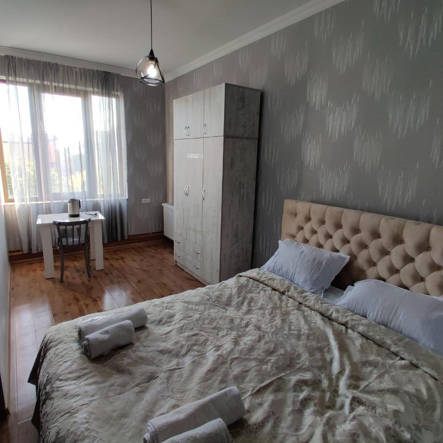 Rustavi Guest House Экстерьер фото