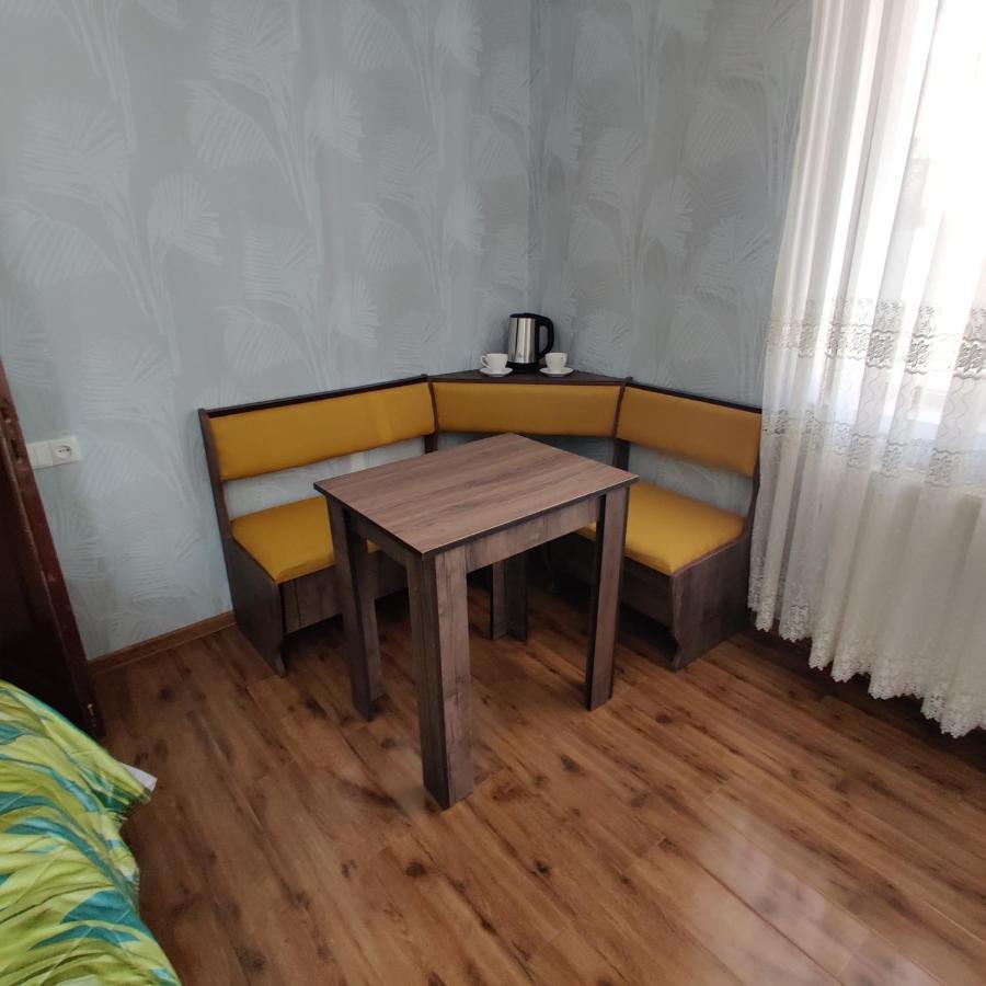 Rustavi Guest House Экстерьер фото